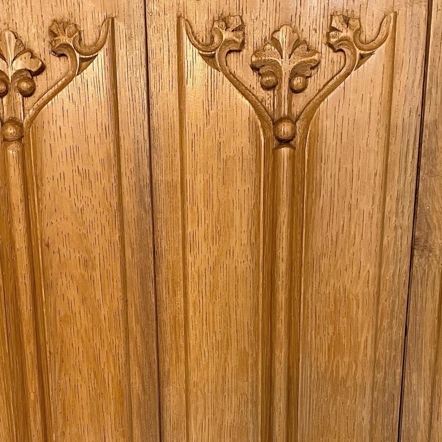 Oak Linenfold Panels